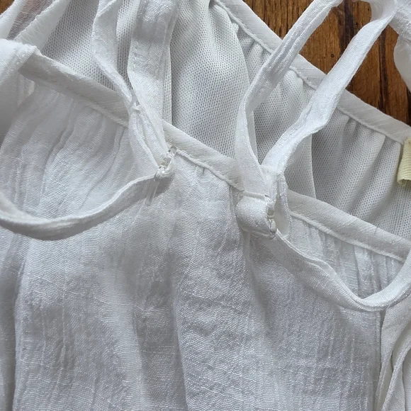 Fabulous White Cold-Shoulder Maxi Dress - Picture 8 of 8